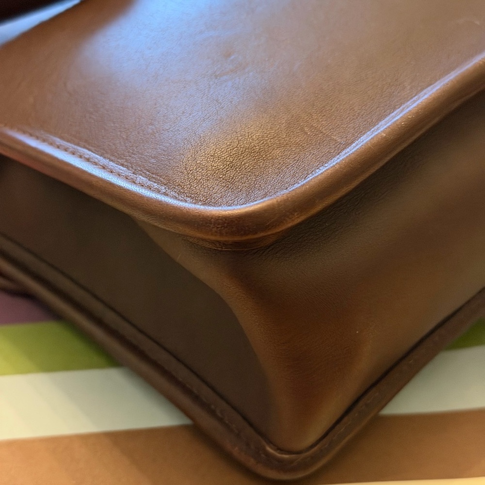 Coach Willis Style #9927 Brown Leather Crossbody Bag, Vintage, rare find! - Picture 9 of 10